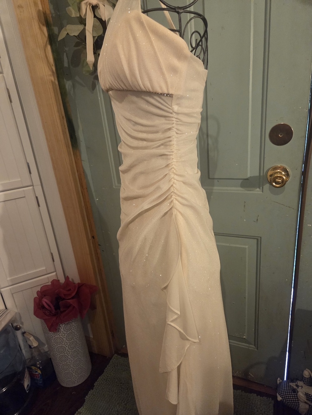 Chiffon Off-white Formal - Picture 4 of 10